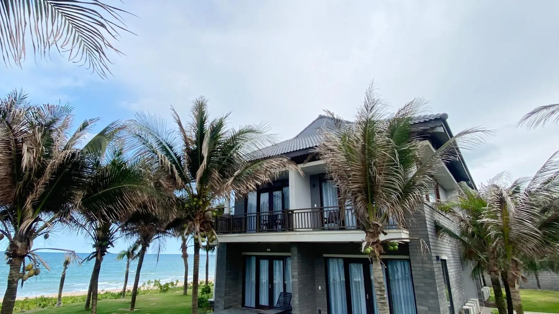 Starlight Villa Beach Resort & Spa Phan Thiet