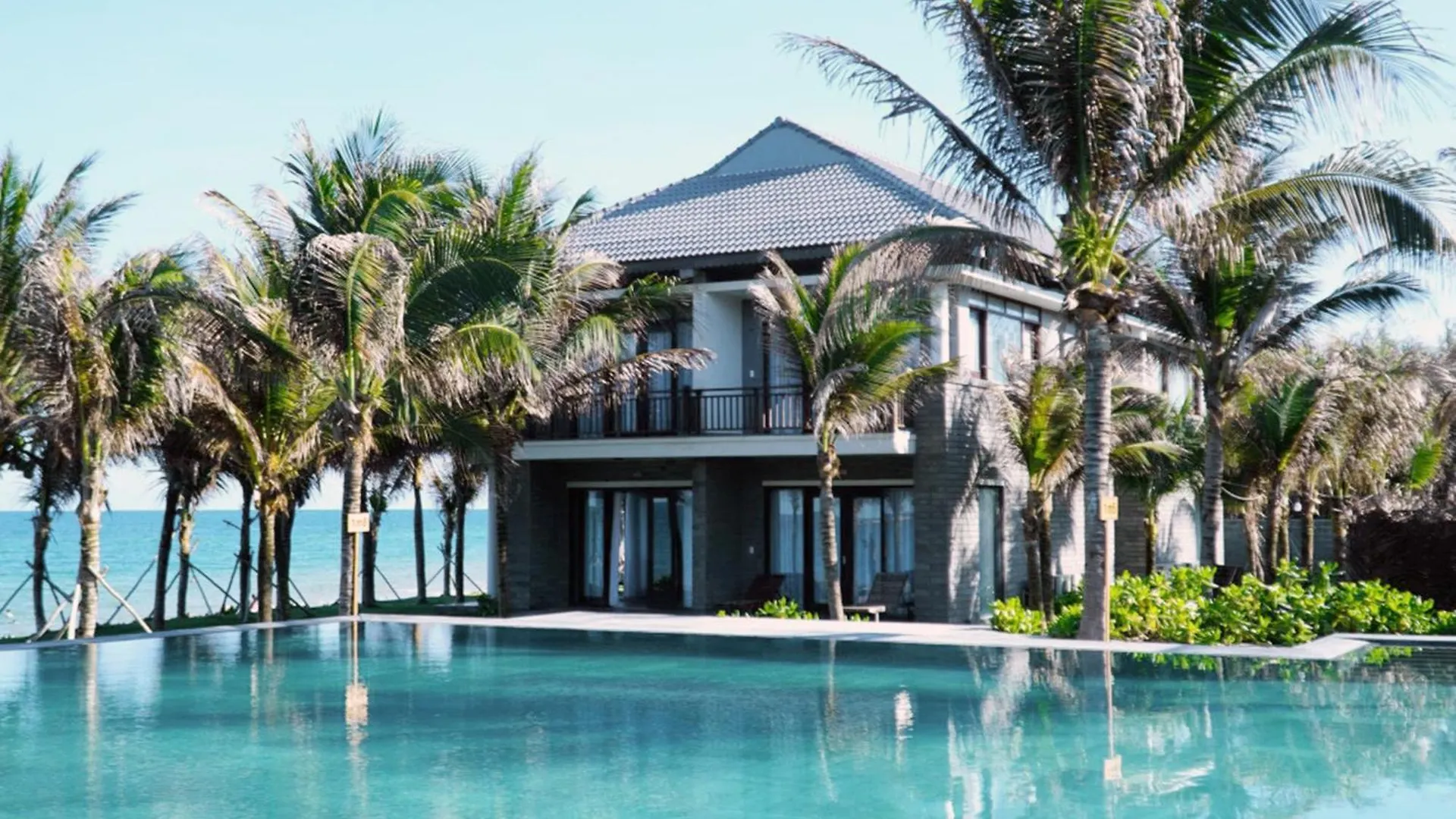 Starlight Villa Beach Resort & Spa Phan Thiết