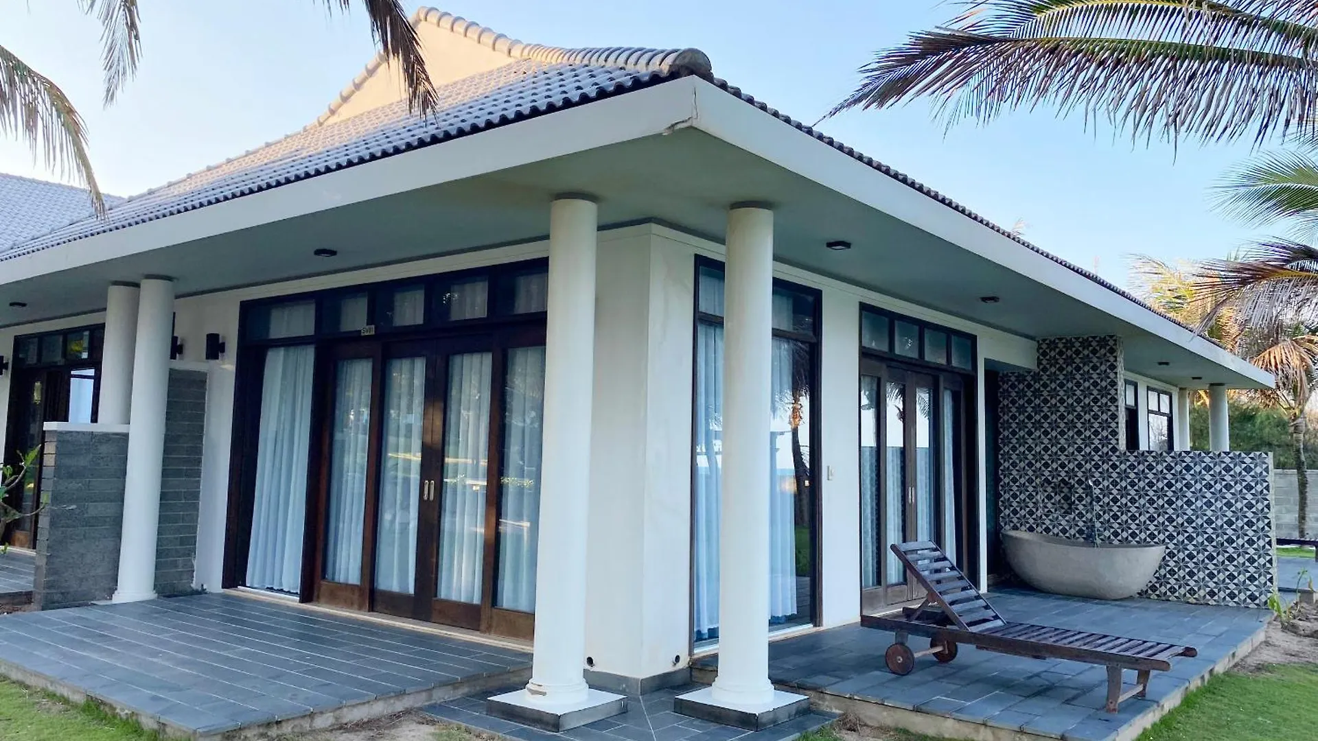 Starlight Villa Beach Resort & Spa Phan Thiet