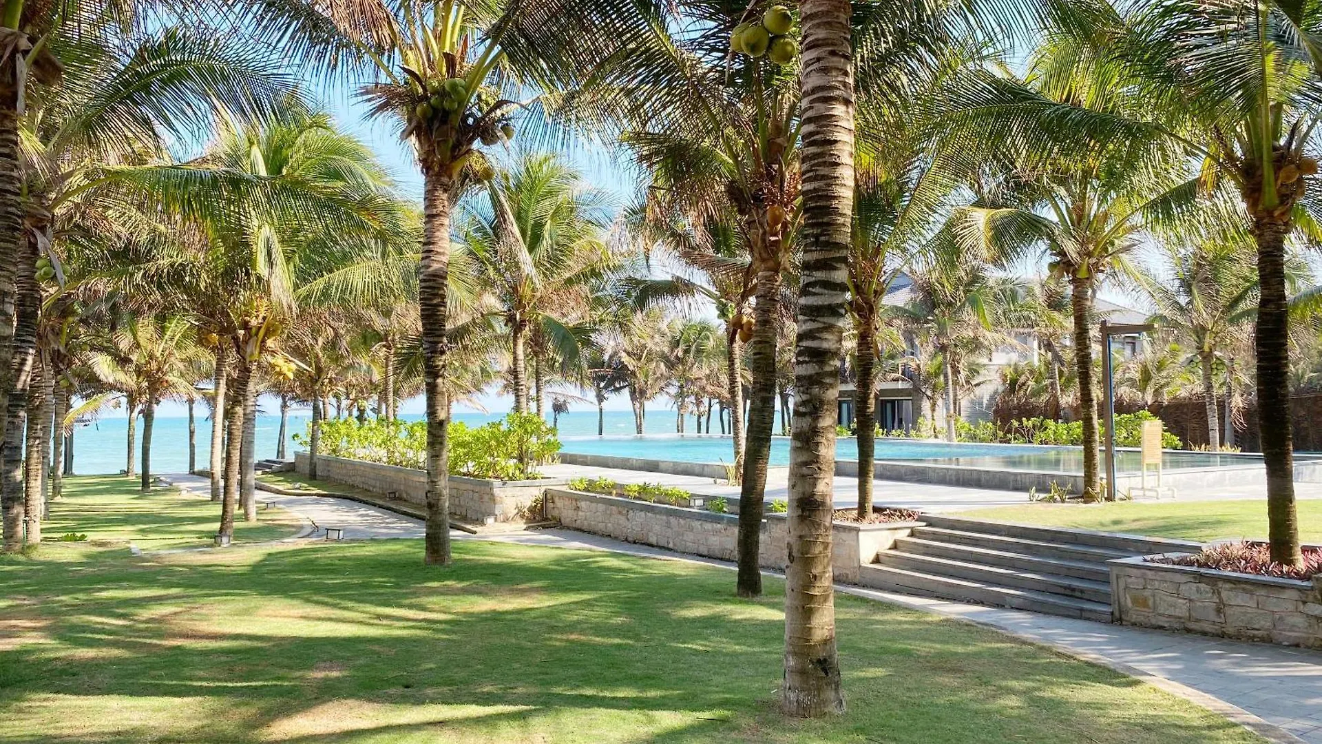 Starlight Villa Beach Resort & Spa Phan Thiết 3*,  Vietnam