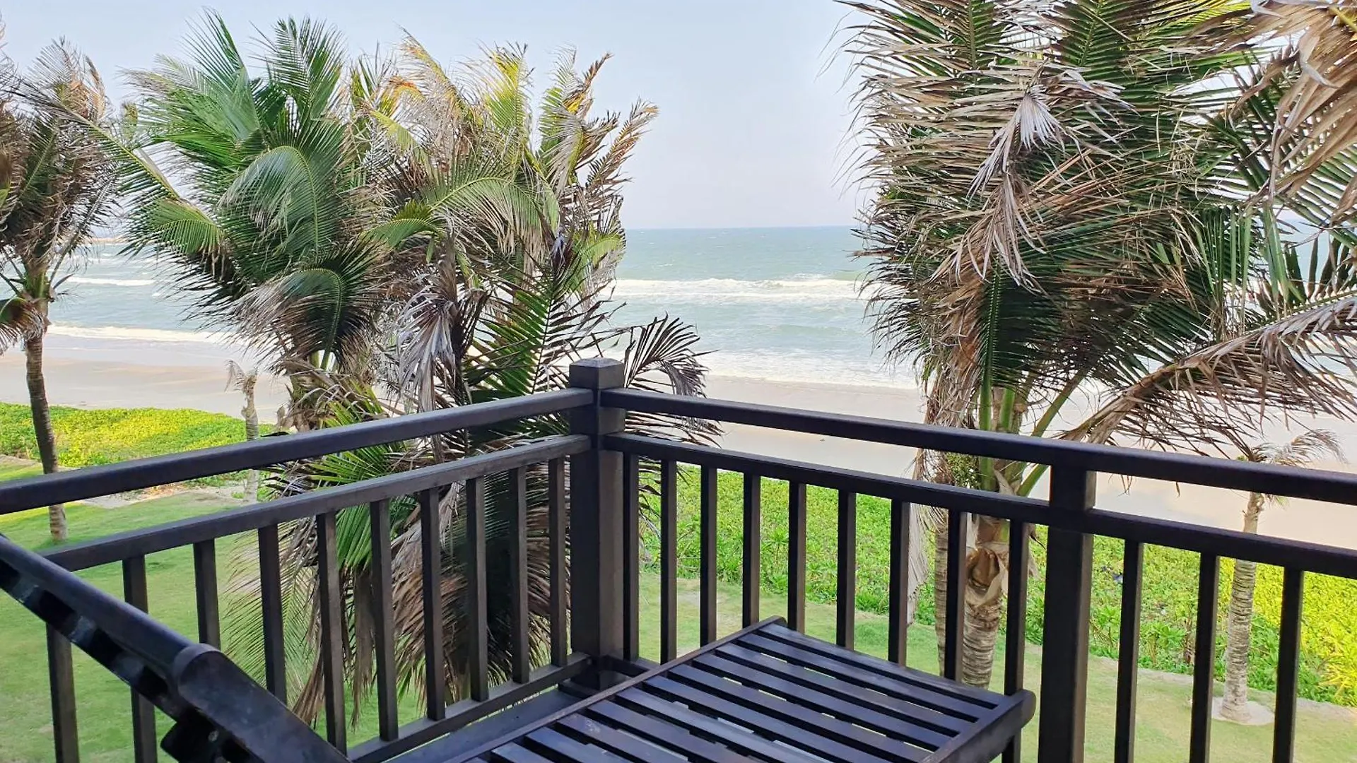 Starlight Villa Beach Resort & Spa Phan Thiet