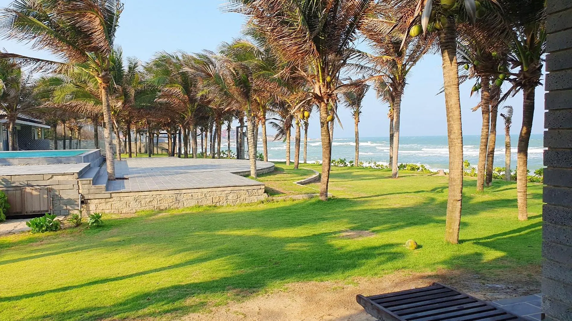 Starlight Villa Beach Resort & Spa Phan Thiet 3*,  Vietnam